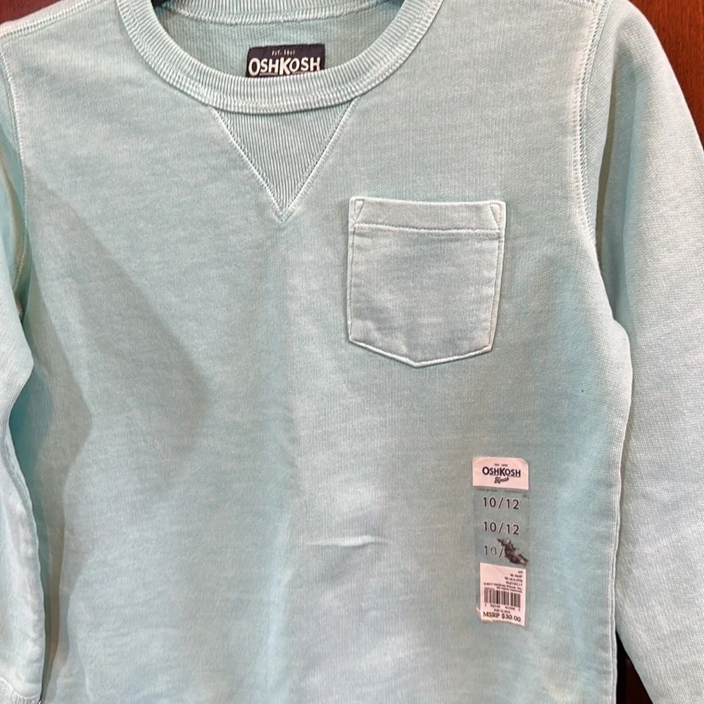 Never worn Oshkosh sweat shirt for boy size 10-12